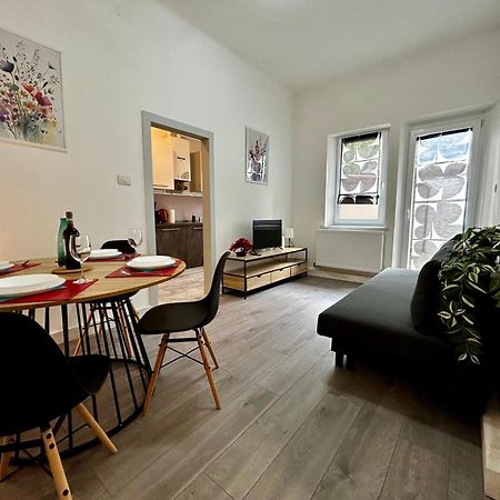 Luxury Allo Apartment In Center Of Udine Exterior photo